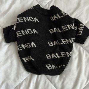 Pawlenciaga dog sweater size S